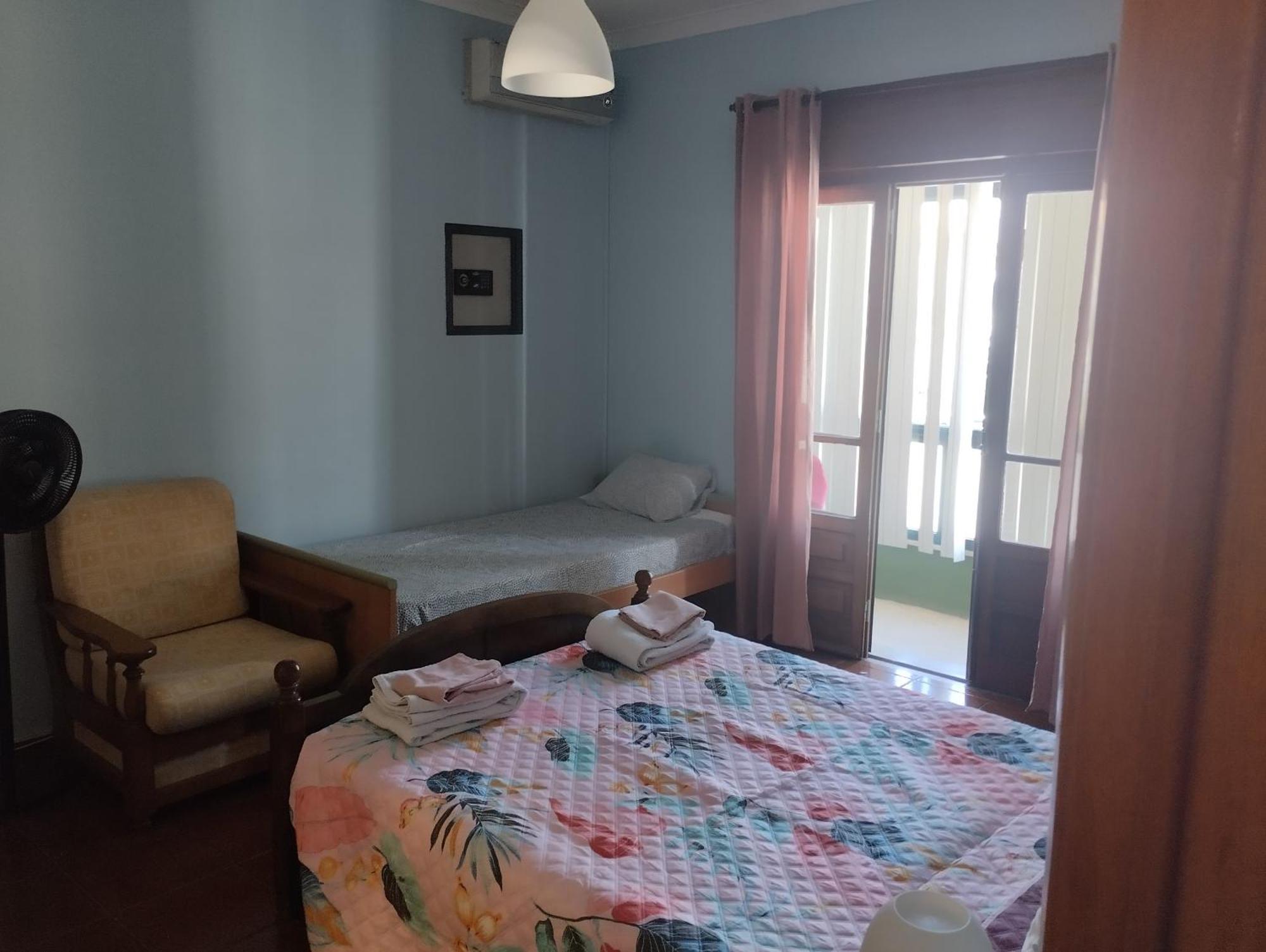 Alojamento Local, Cantinho Verde Corroios Ngoại thất bức ảnh